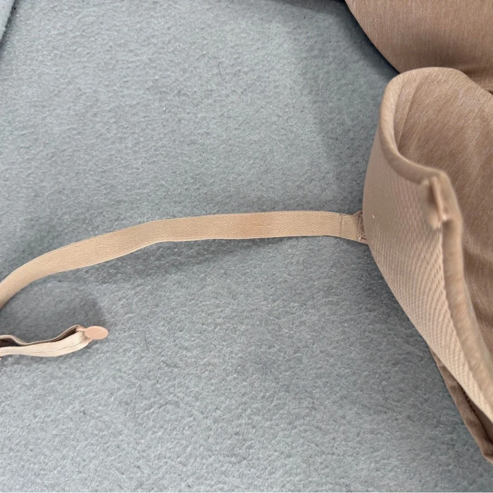 Warners All you Need Nursing Bra Size 36B Women’s Wirefree lightly Padded Nude‎